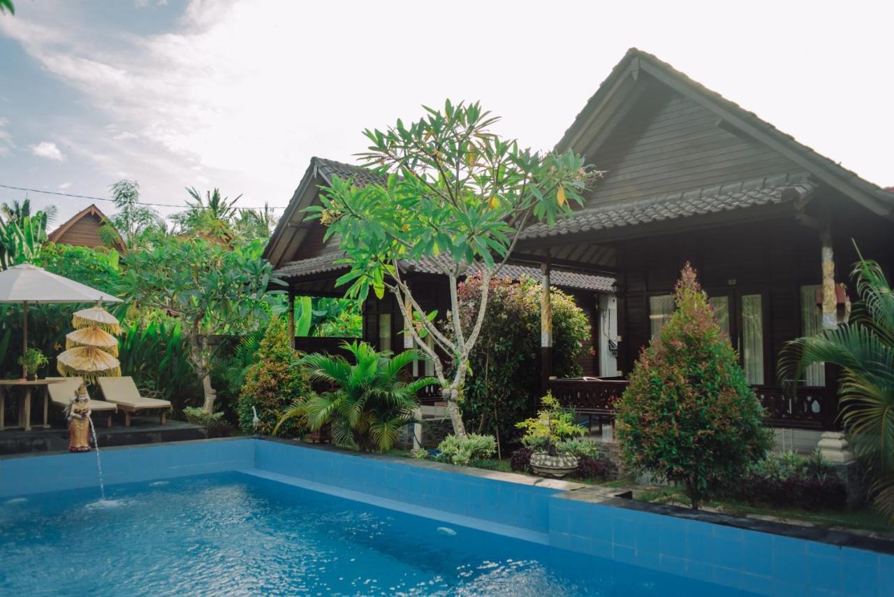 Mertasari Bungalows Toyapakeh Ngoại thất bức ảnh